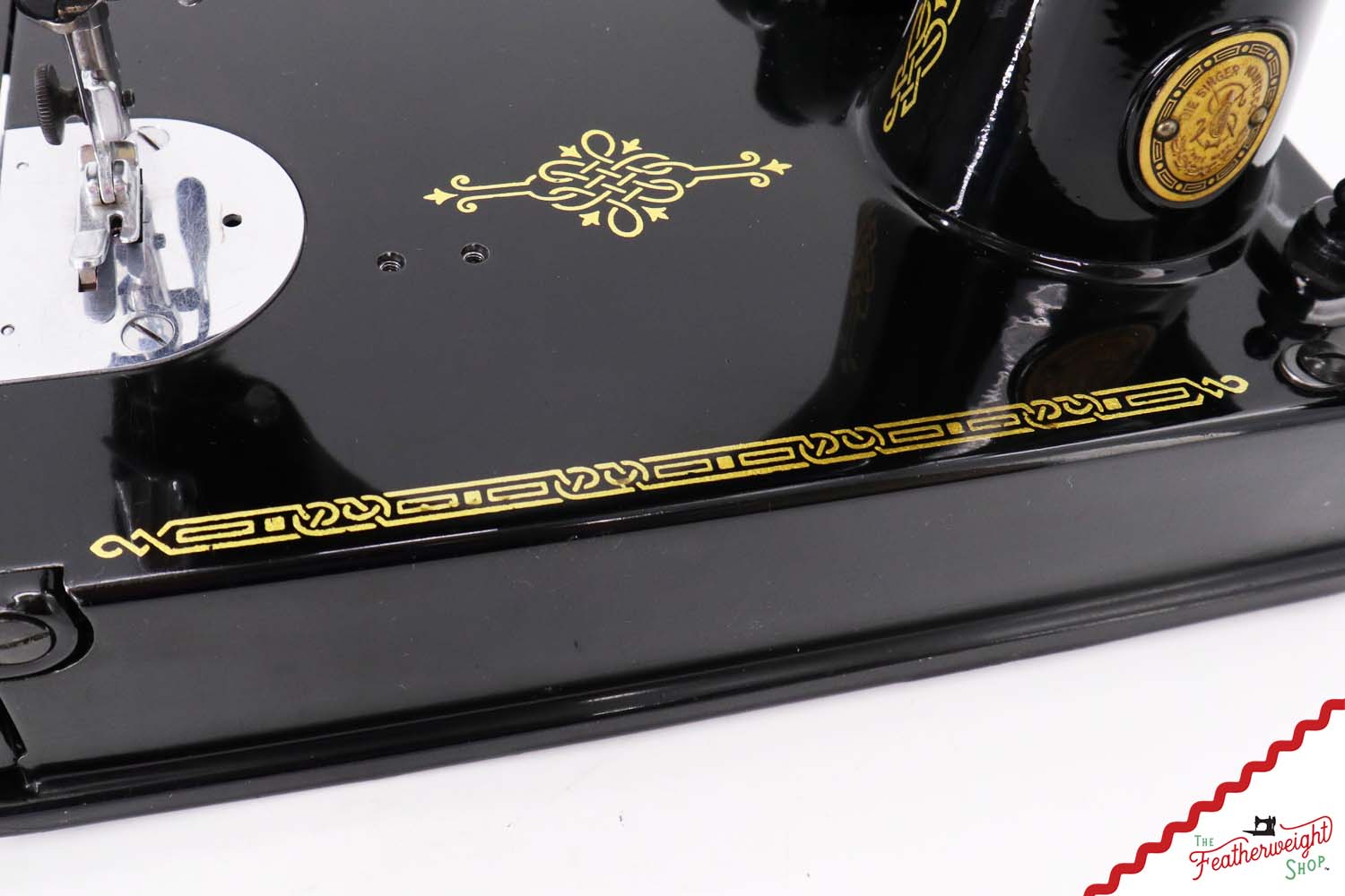 Singer Featherweight 221 Sewing Machine, AK768*** - Quilter's Special!
