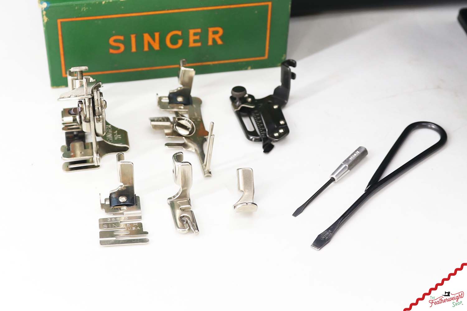 Singer Featherweight 221 Sewing Machine, AL201** - 1952