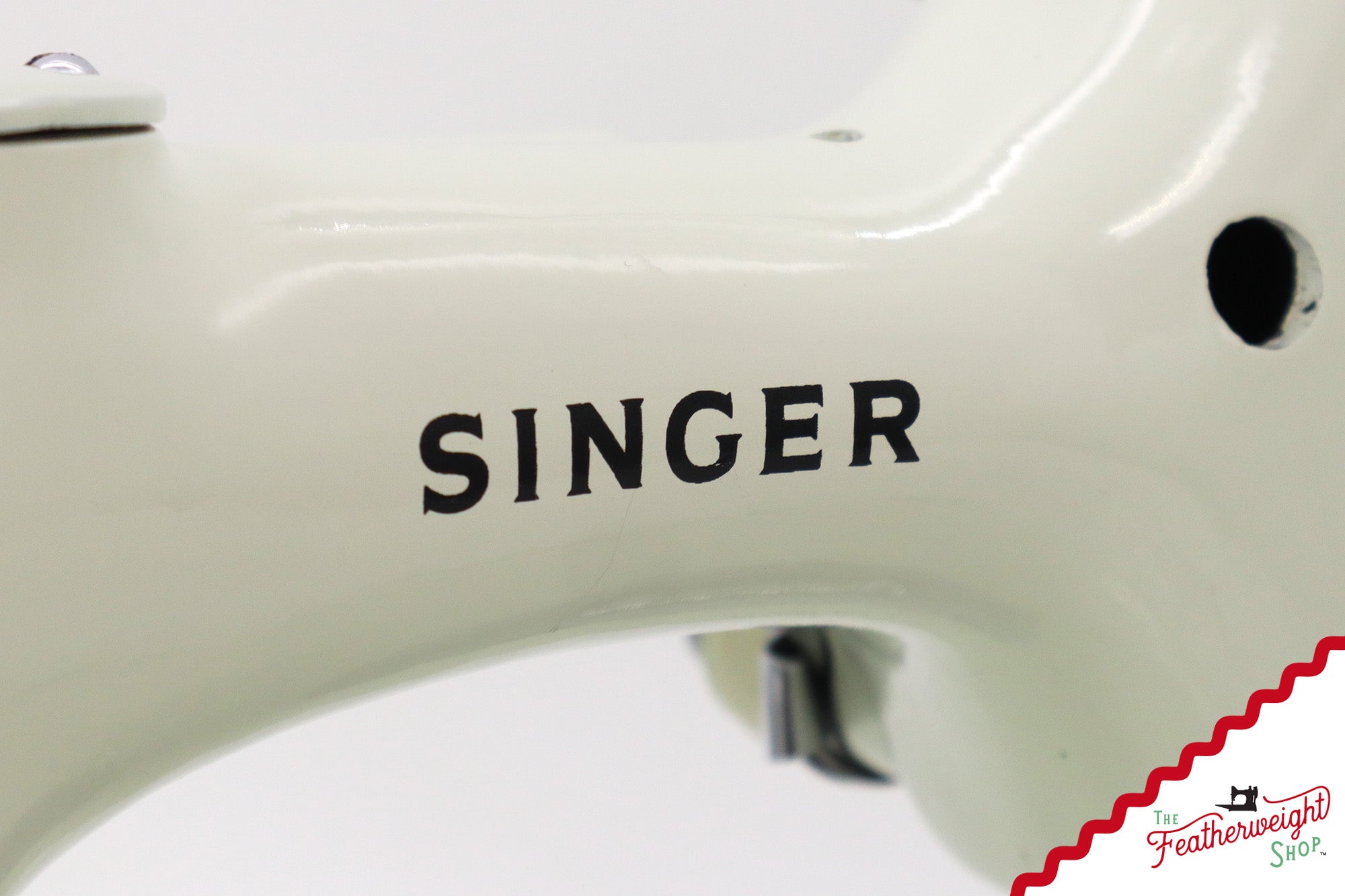 Singer Featherweight 221K Sewing Machine, British WHITE EV968***