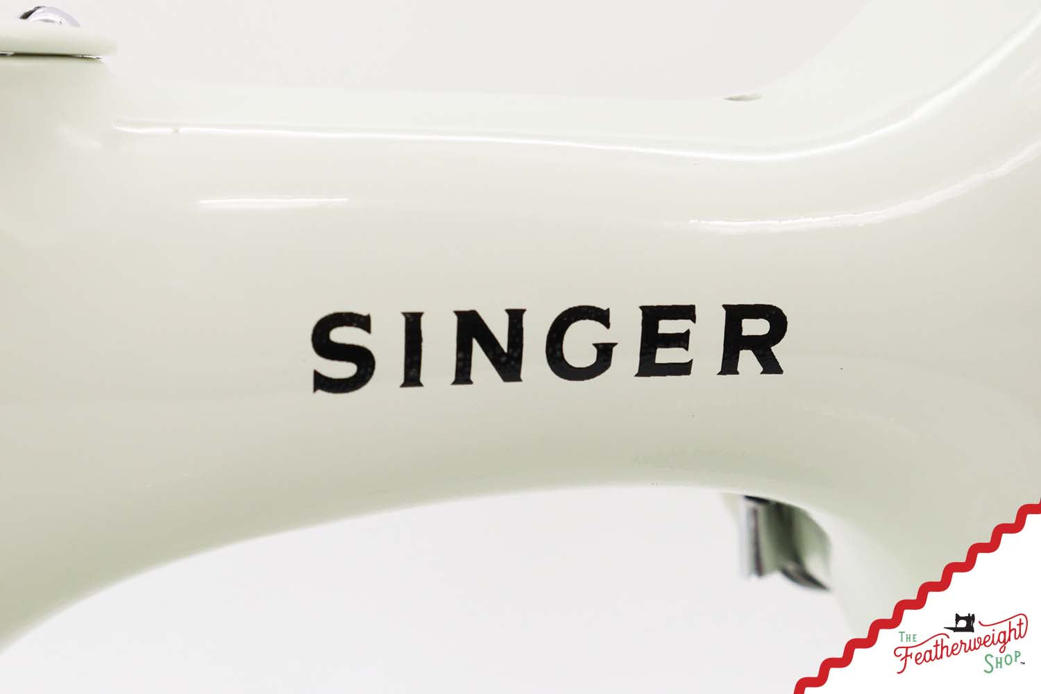 Singer Featherweight 221K Sewing Machine, British WHITE FA229***