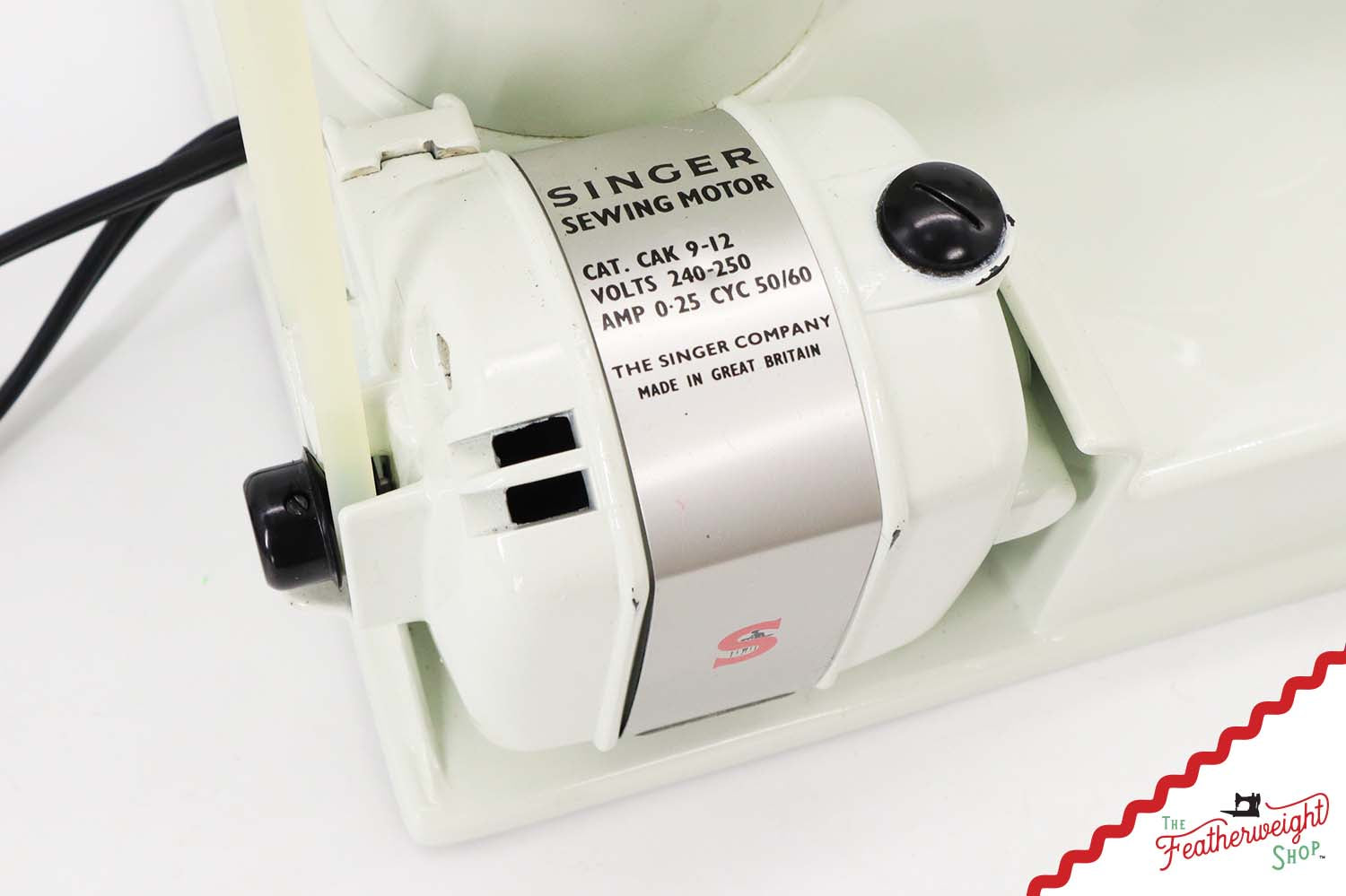 Singer Featherweight 221K Sewing Machine, British WHITE FA229***