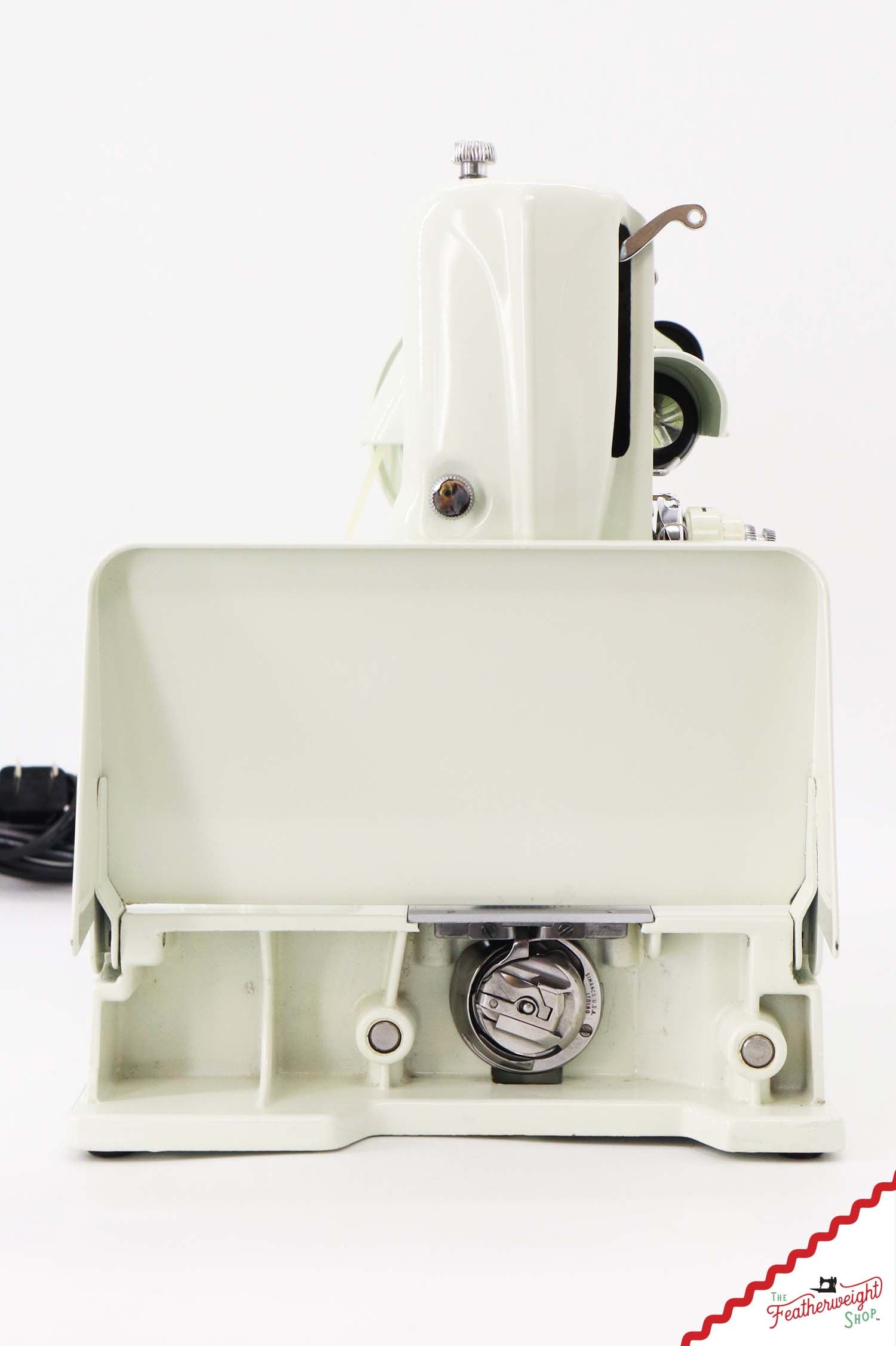 Singer Featherweight 221K Sewing Machine, British WHITE FA229***