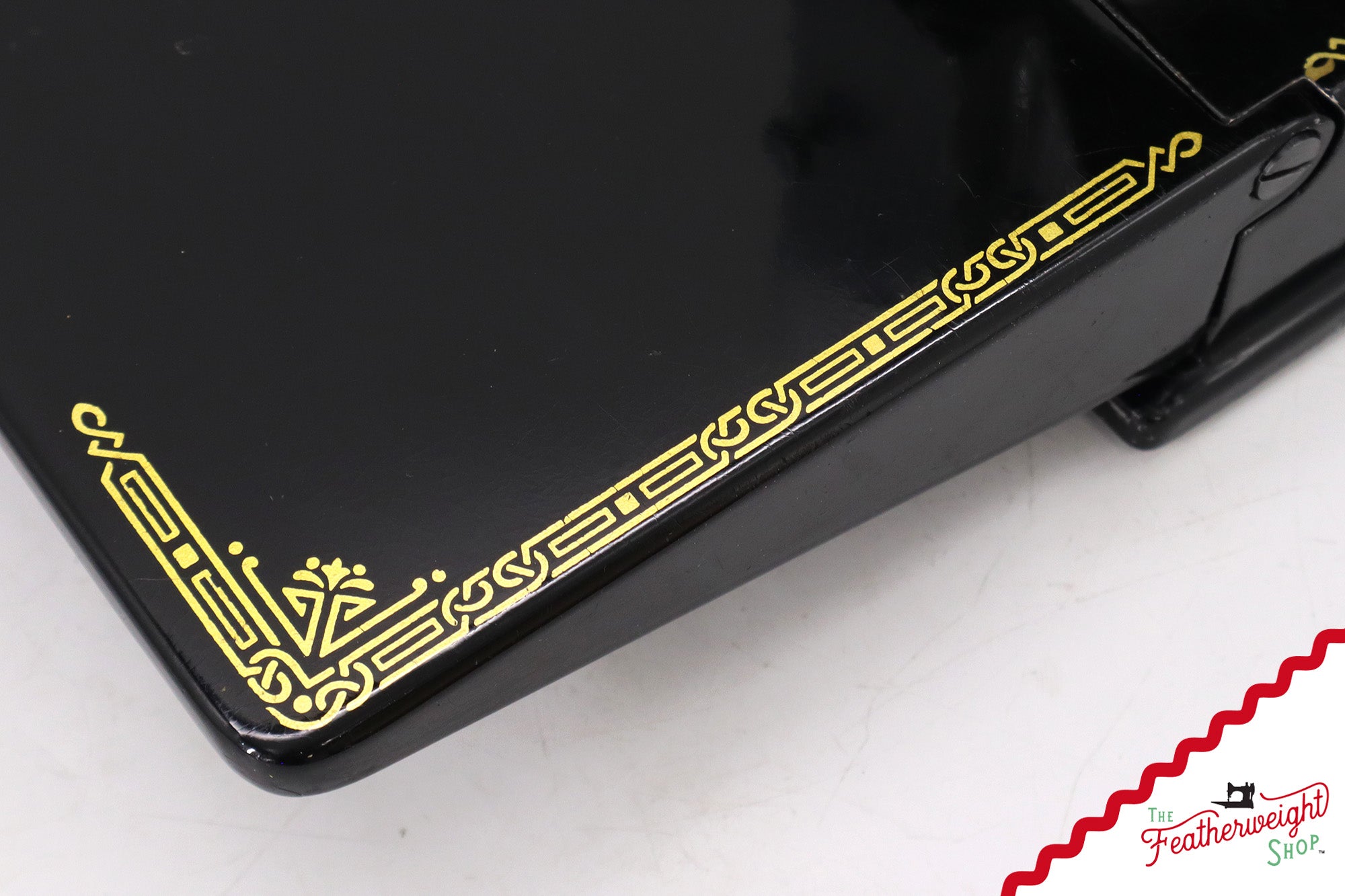 Singer Featherweight 221K Sewing Machine, 1952 - EH626***