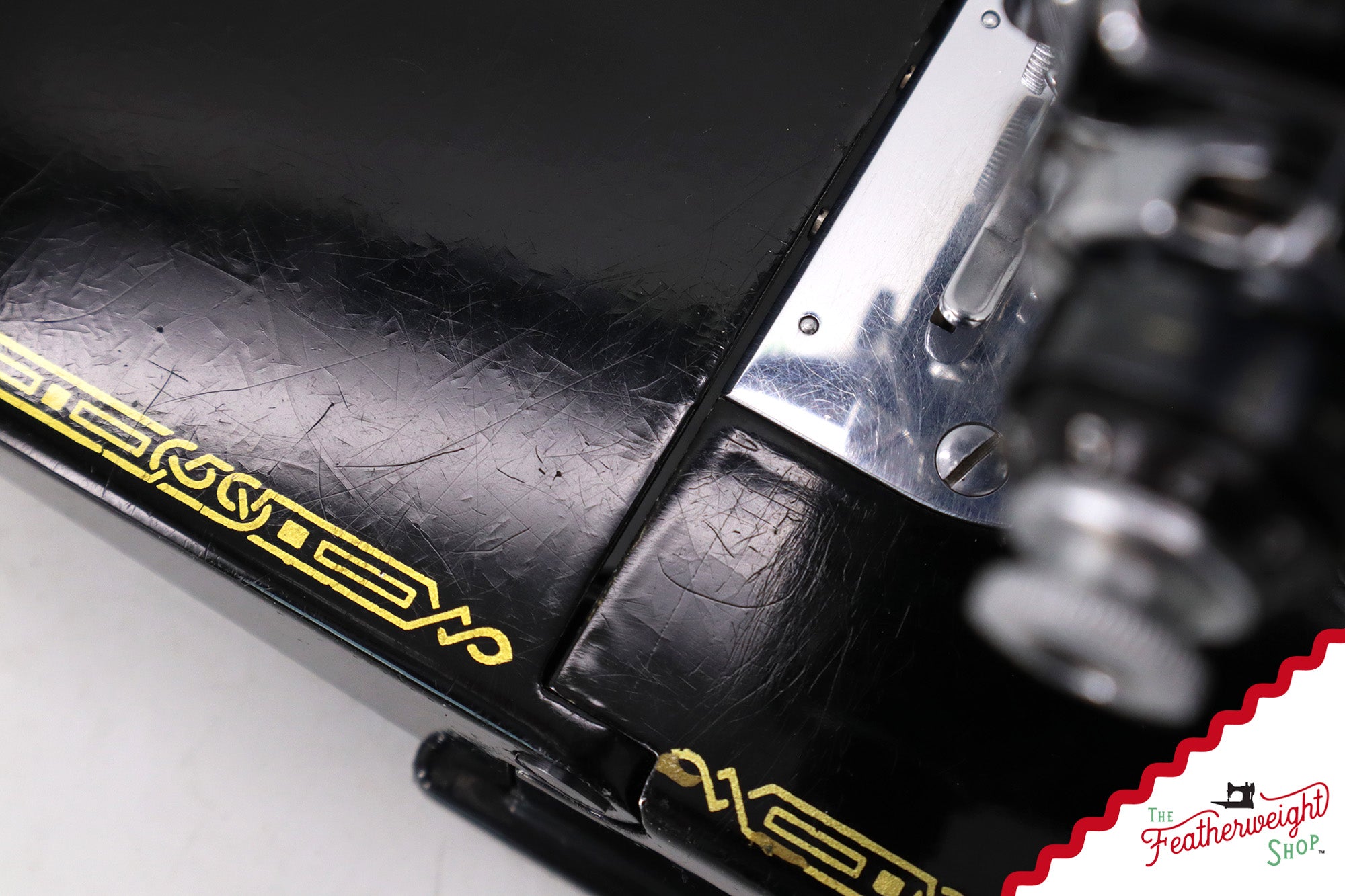 Singer Featherweight 221K Sewing Machine, 1952 - EH626***