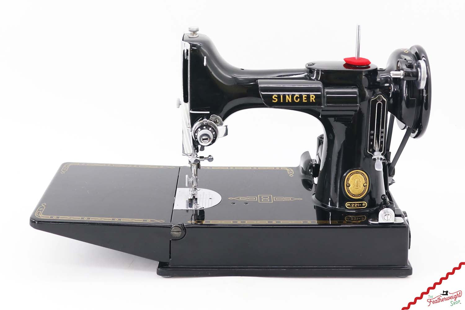 Singer Featherweight 221 Sewing Machine, AM381*** - Quilter's Special!