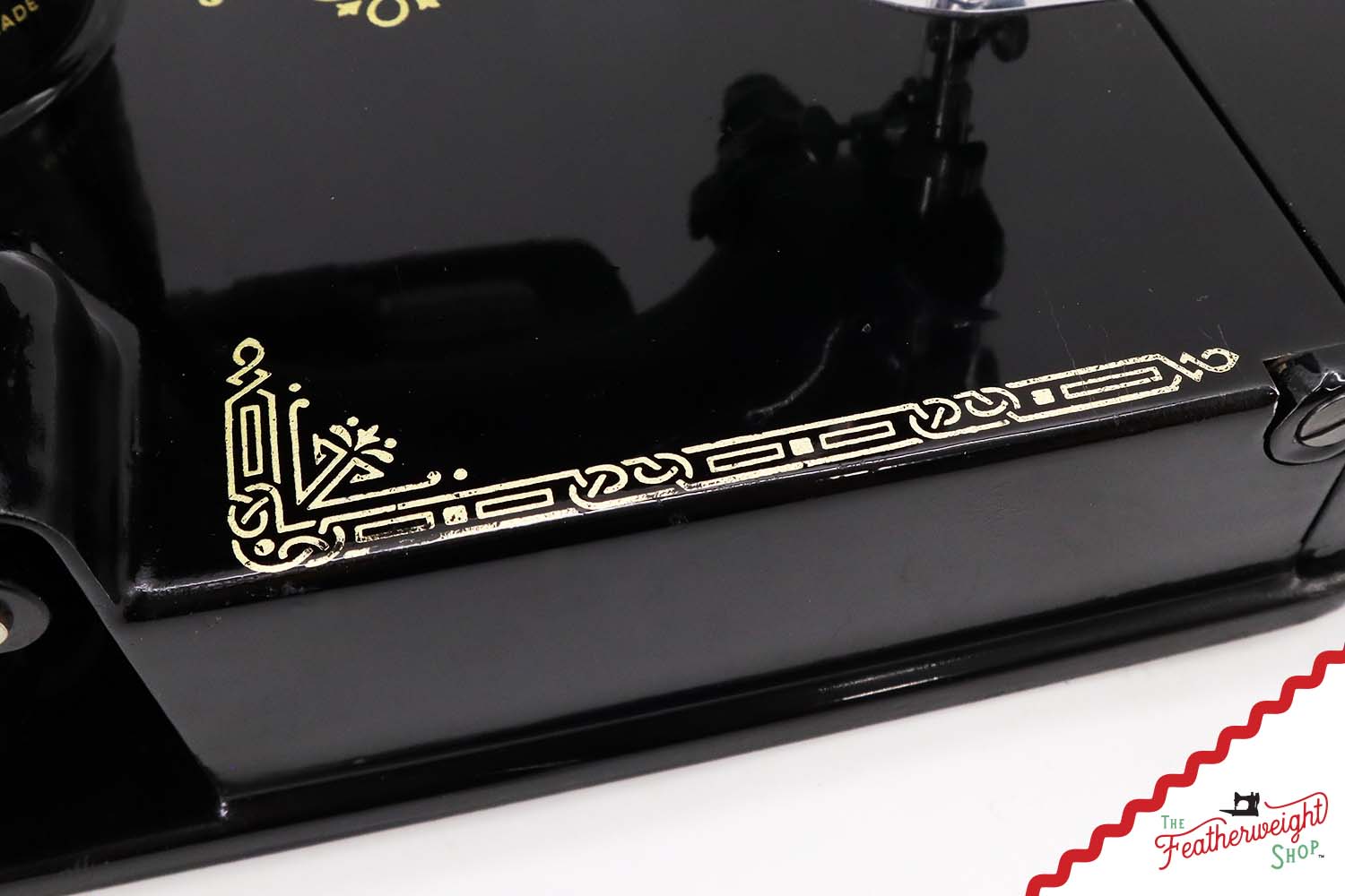 Singer Featherweight 221K Sewing Machine, 1952 - EH6265**