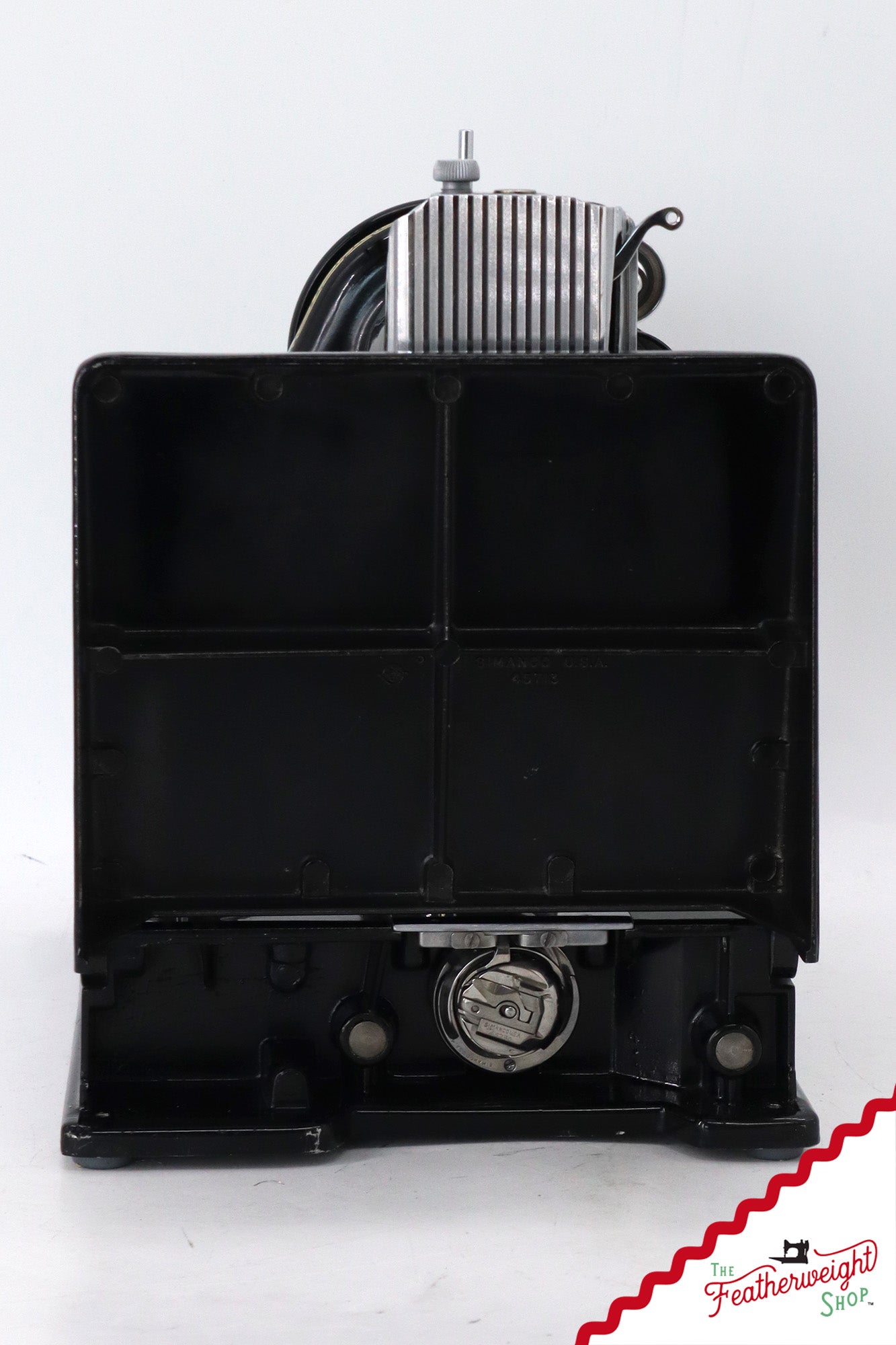 Singer Featherweight 221 Sewing Machine, AH641*** - 1948