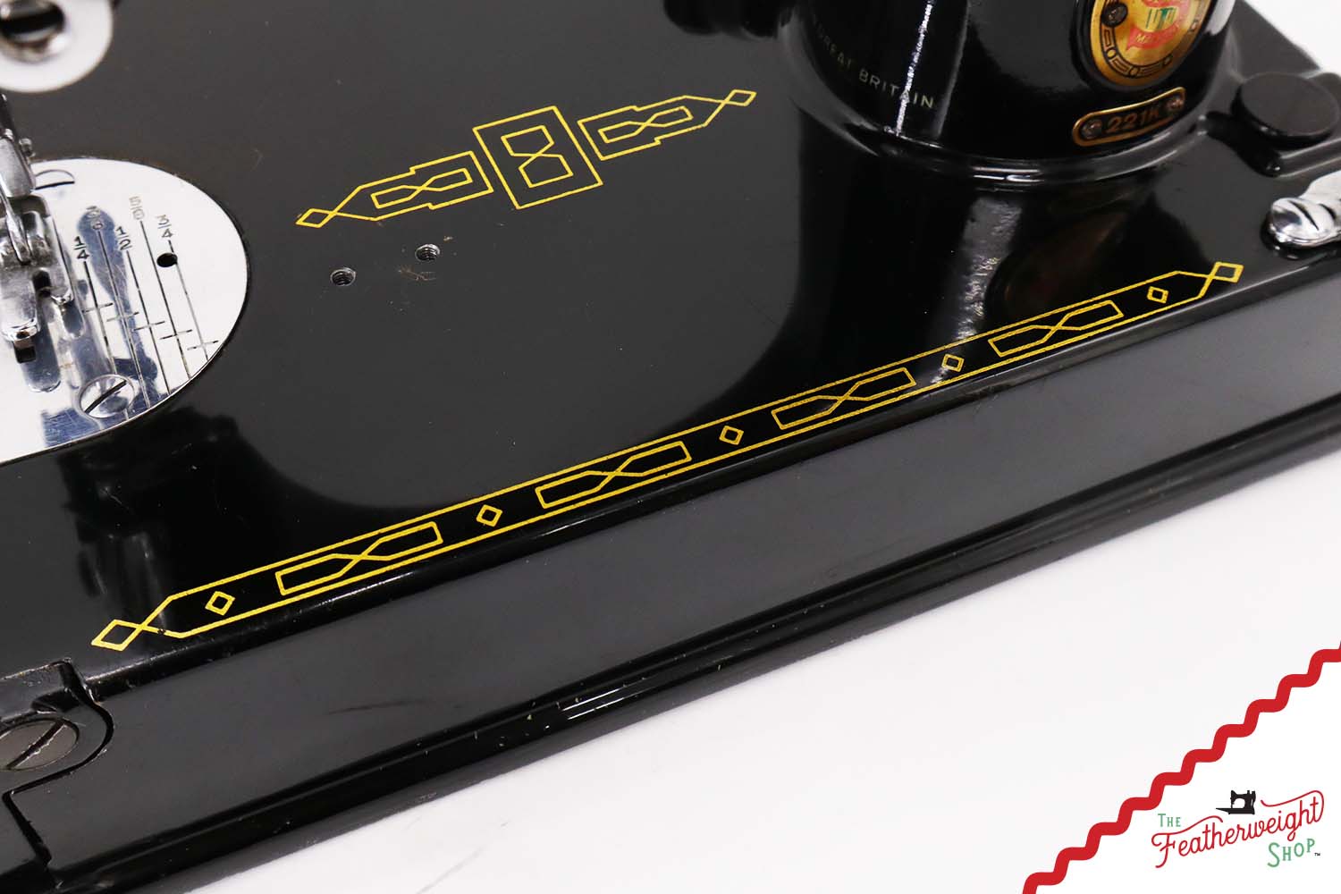 Singer Featherweight 221K Sewing Machine, RED "S" - ES1731**