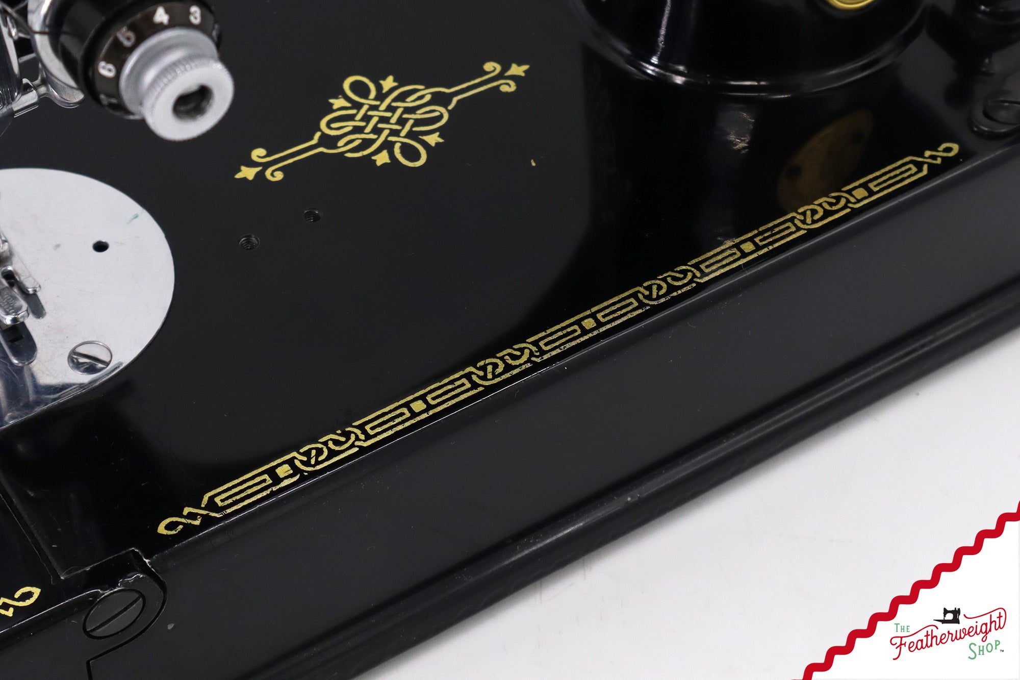 Singer Featherweight 221 Sewing Machine, AH641*** - 1948