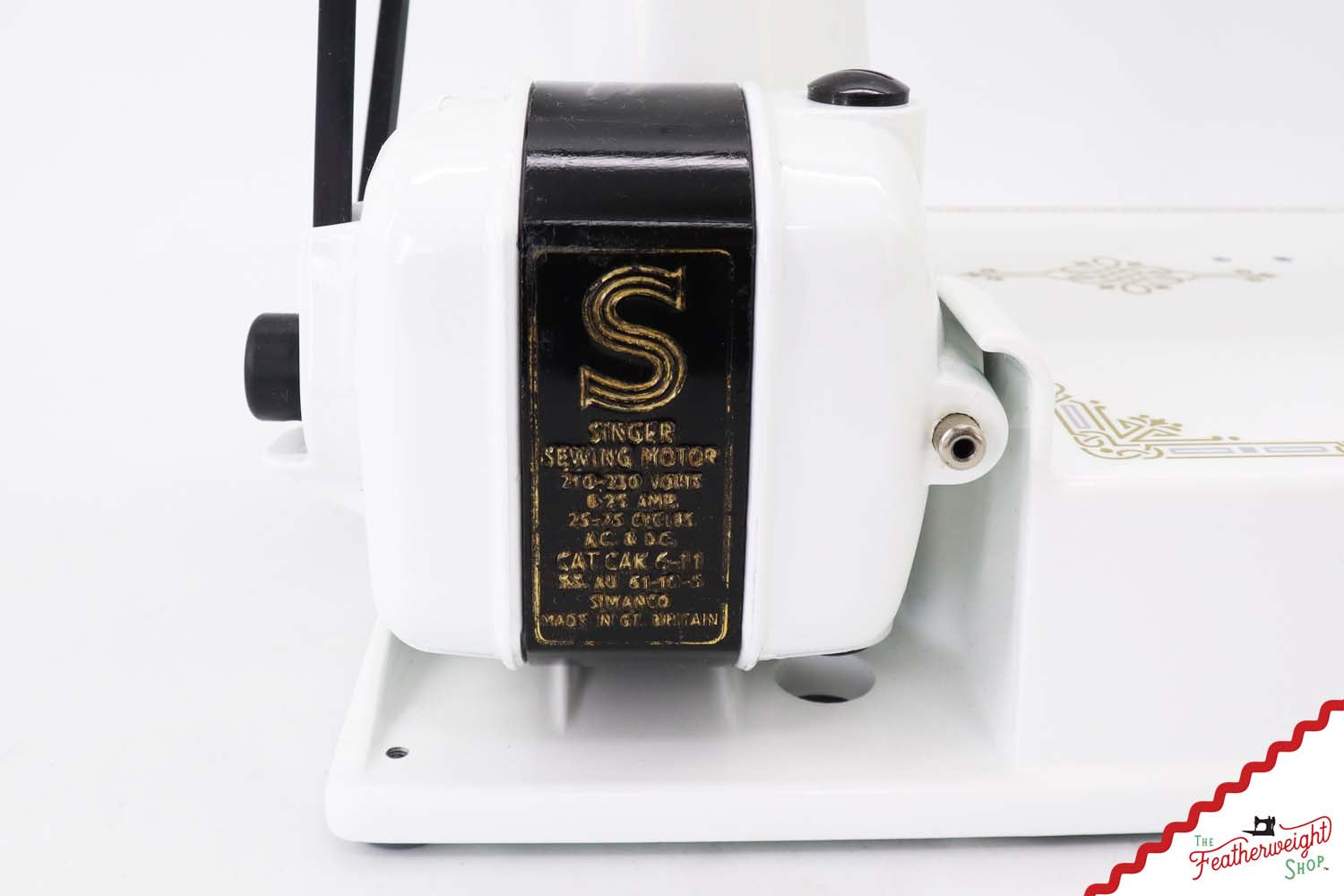 Singer Featherweight 221K - EE45284* - Fully Restored in White