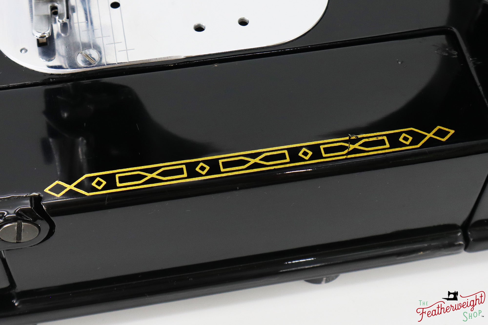 Singer Featherweight 222K Sewing Machine - EM9587**, 1957