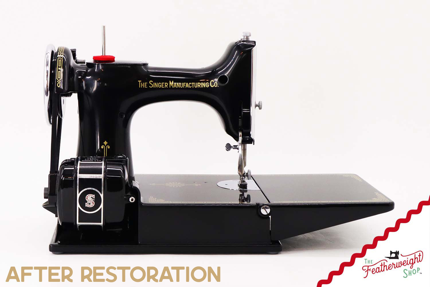 Singer Featherweight 221, Chicago World's Fair, Fully Restored in Gloss Black, AD54455* - RARE