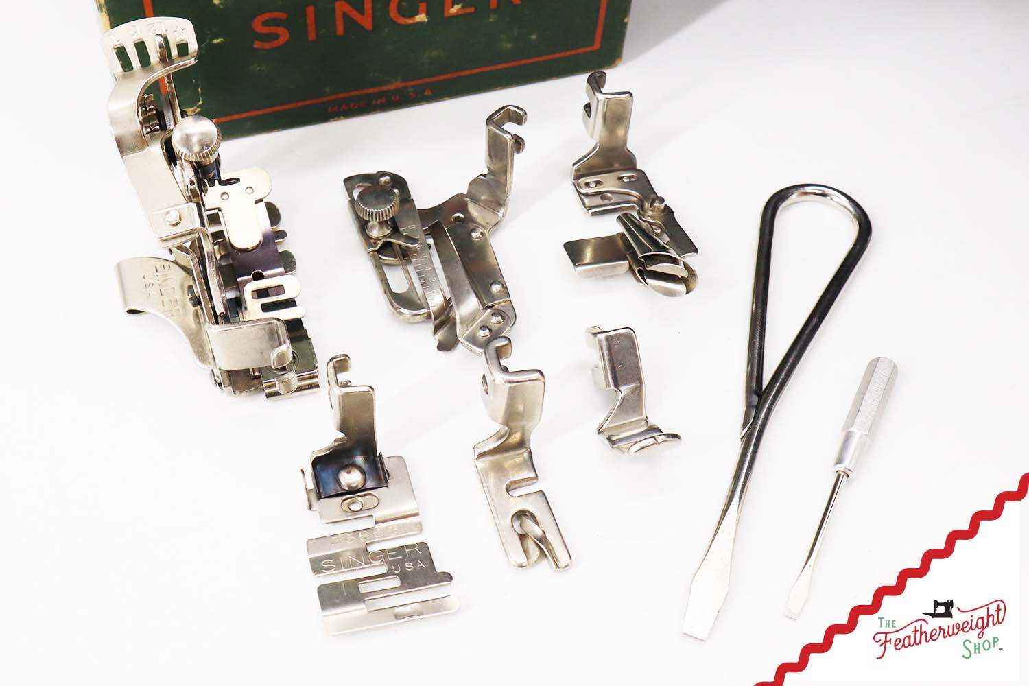 Singer Featherweight 221 Sewing Machine, AF866*** - 1941