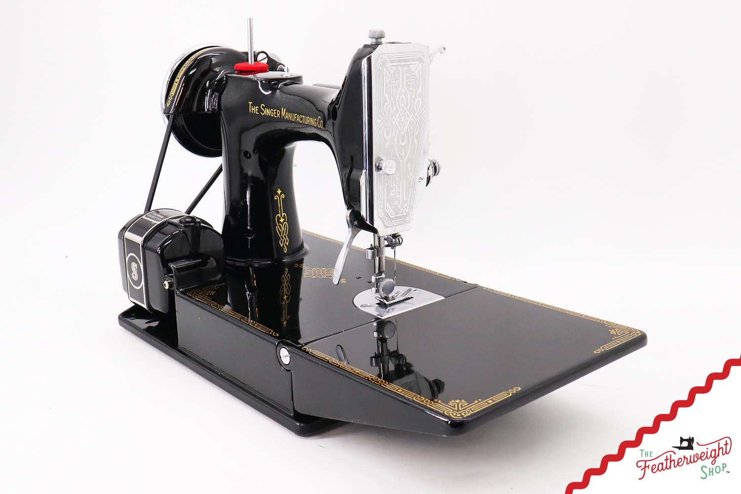 Singer Featherweight 221 Sewing Machine, 1935 AD887***