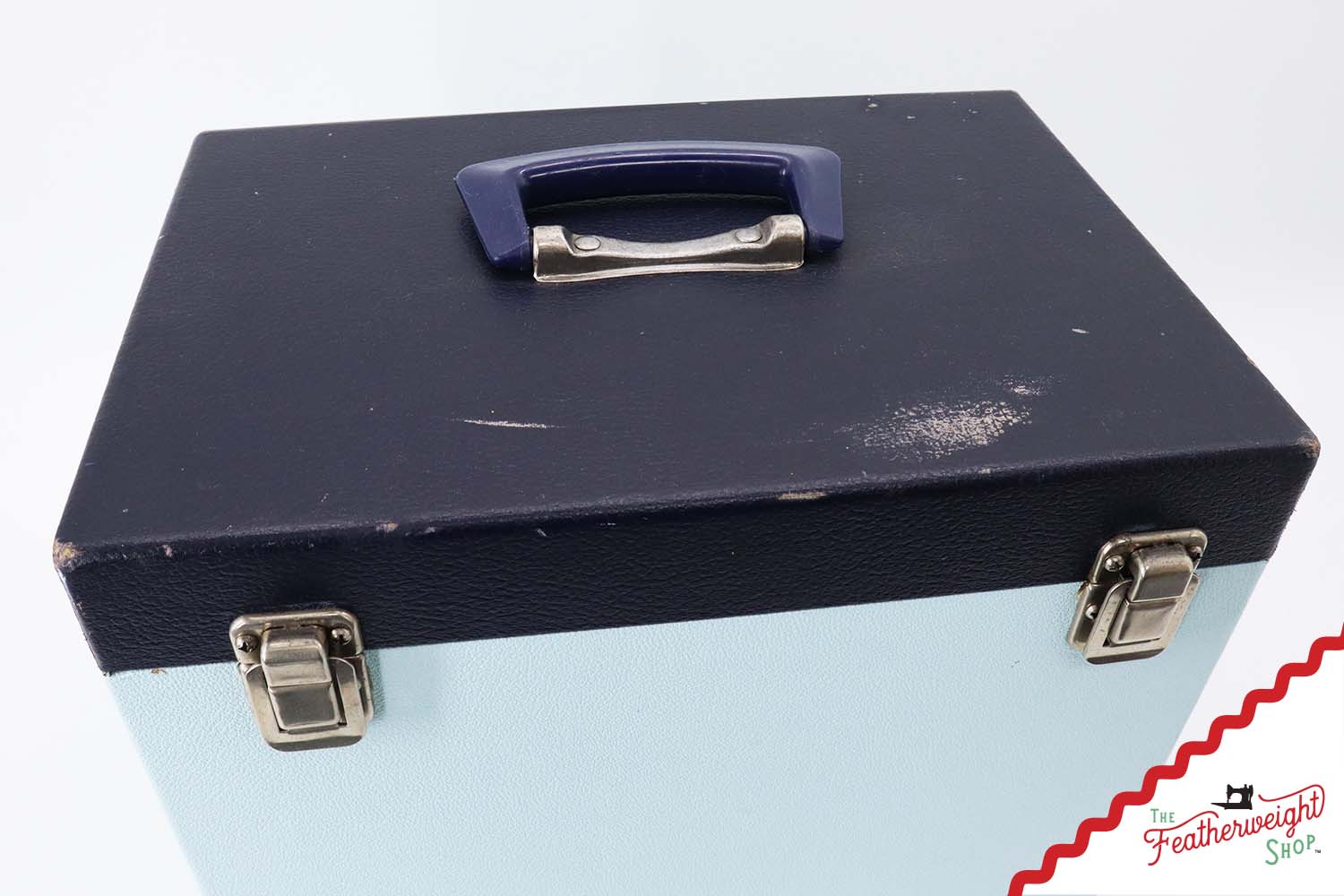 Singer Featherweight 221K Sewing Machine, British WHITE EW065***