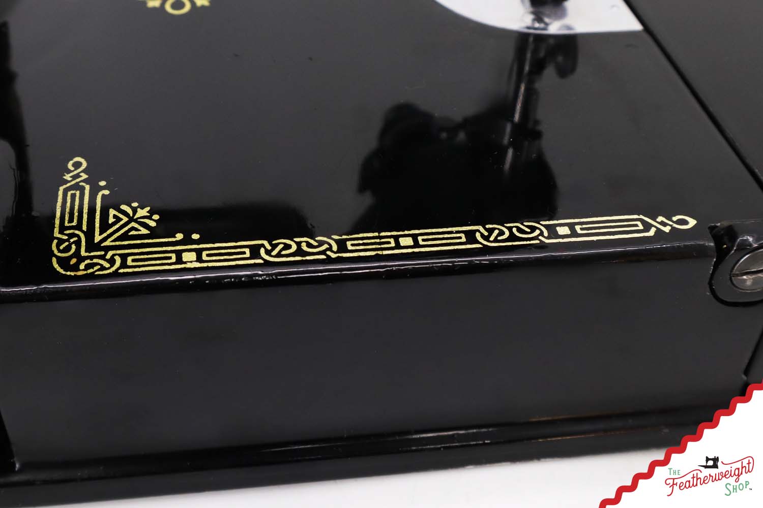 Singer Featherweight Swedish 221K Sewing Machine, EG70689*