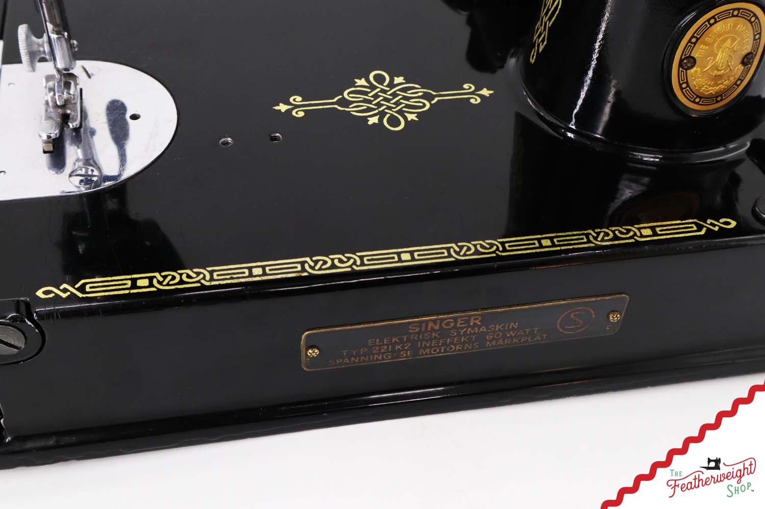 Singer Featherweight Swedish 221K Sewing Machine, EG70689*