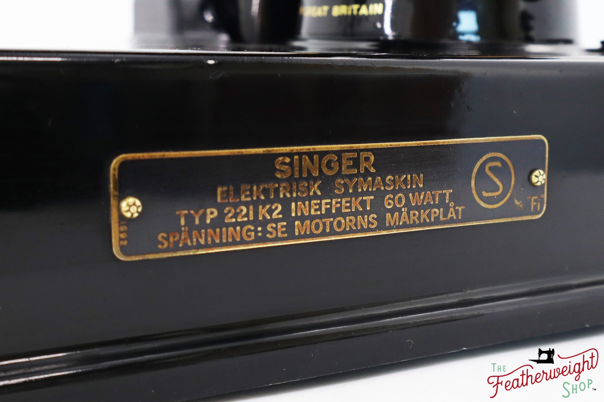 Singer Featherweight Swedish 221K Sewing Machine, EH2436**