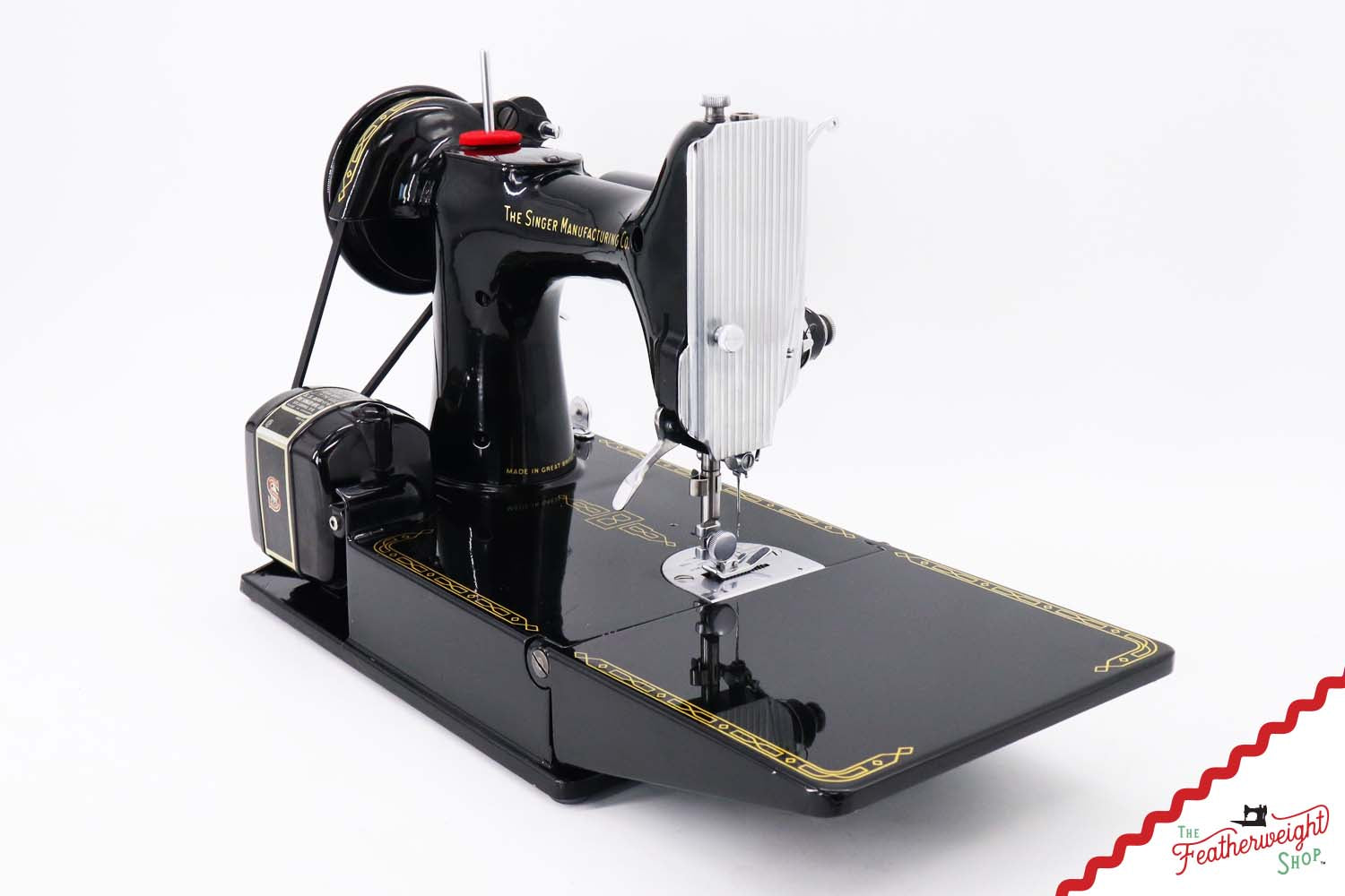 Singer Featherweight 221K Sewing Machine, RED "S" - ES6532**