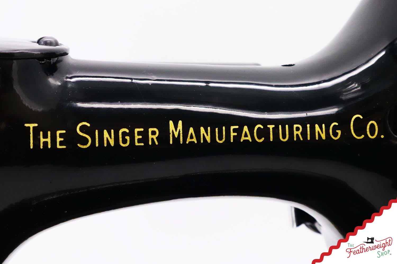 Singer Featherweight 221K Sewing Machine, RED "S" - ES6532**