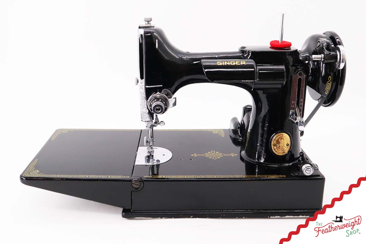 Featherweight 221K Sewing Machine, EE863*** - 1948