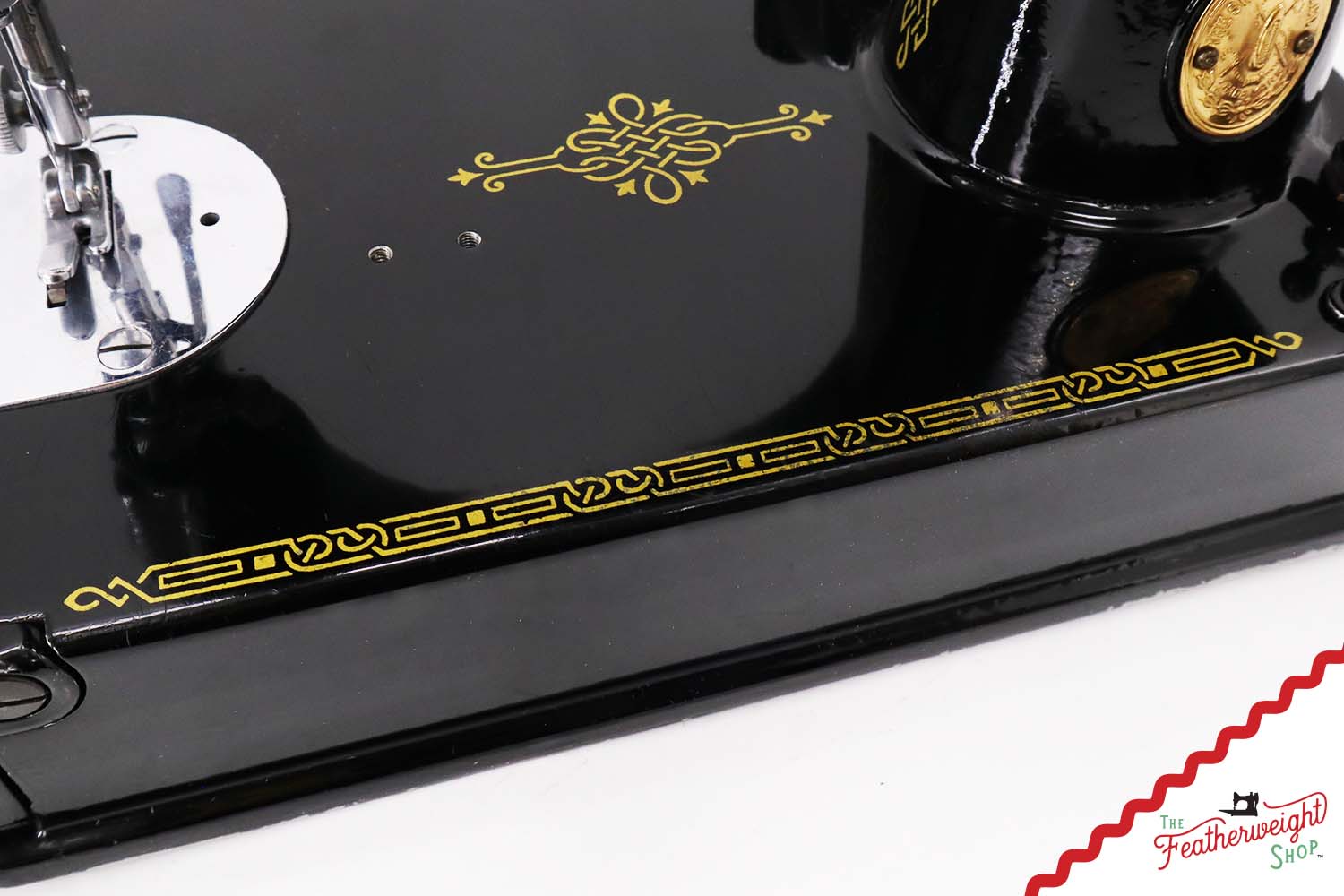 Featherweight 221K Sewing Machine, EE863*** - 1948