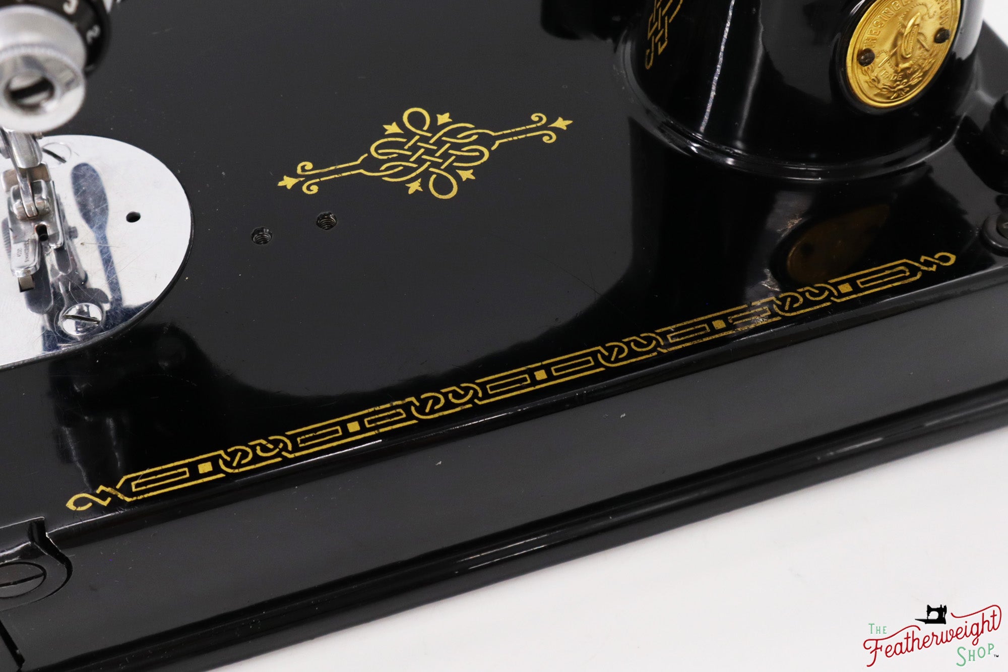 Singer Featherweight 221 Sewing Machine, AG982*** - 1947