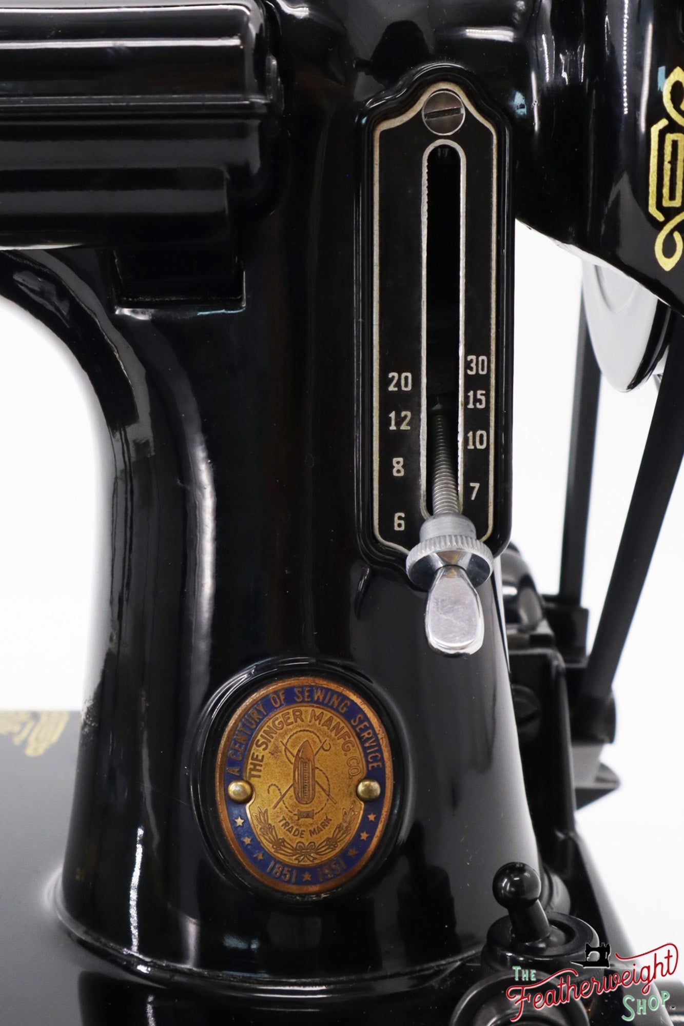 Singer Featherweight 221 Sewing Machine, Centennial: AK422***