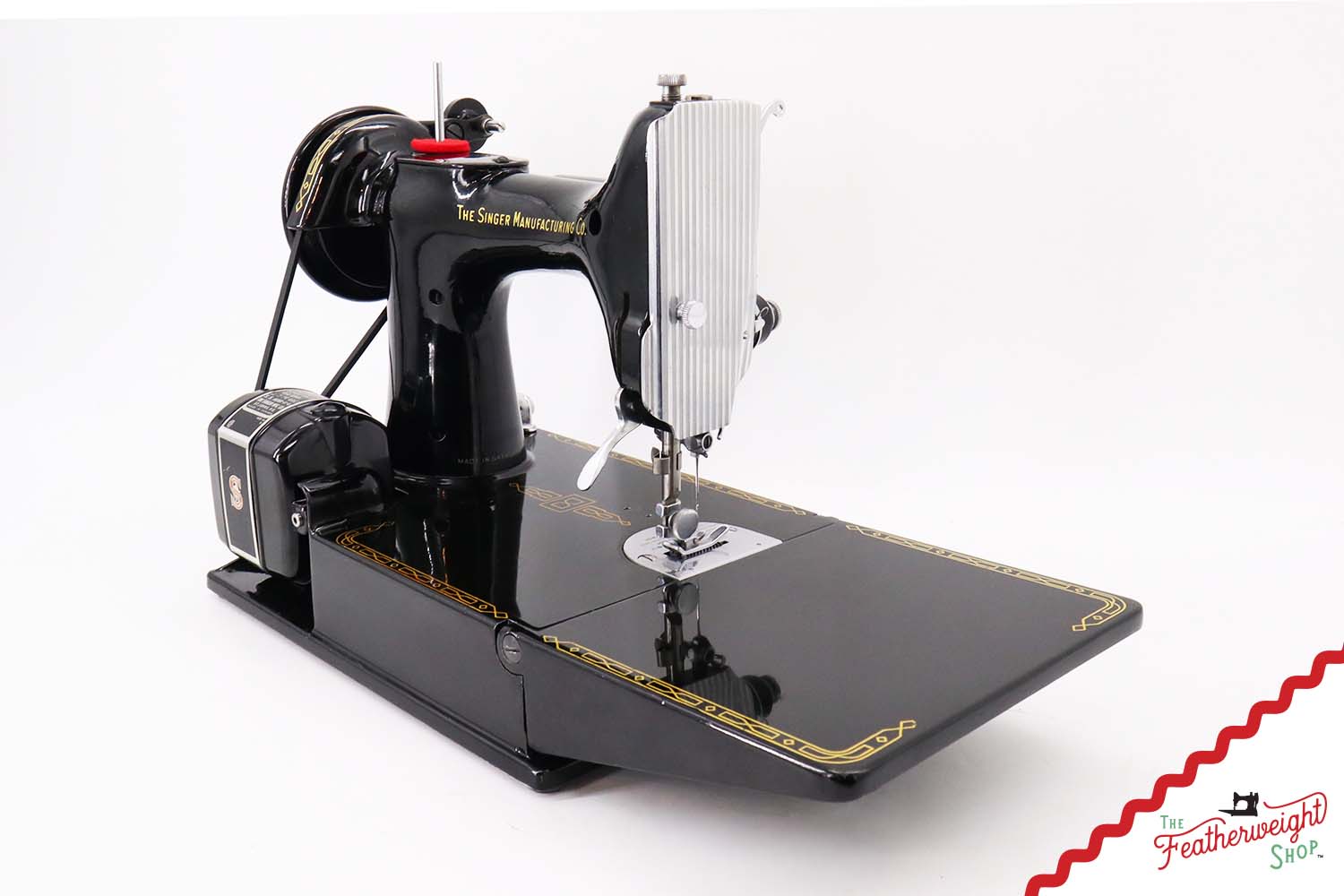 Singer Featherweight 221K Sewing Machine, RED "S" - ES1731**