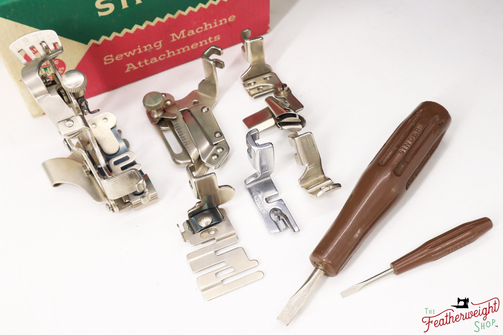 Singer Featherweight 221K Sewing Machine, RED "S" - ES24417*