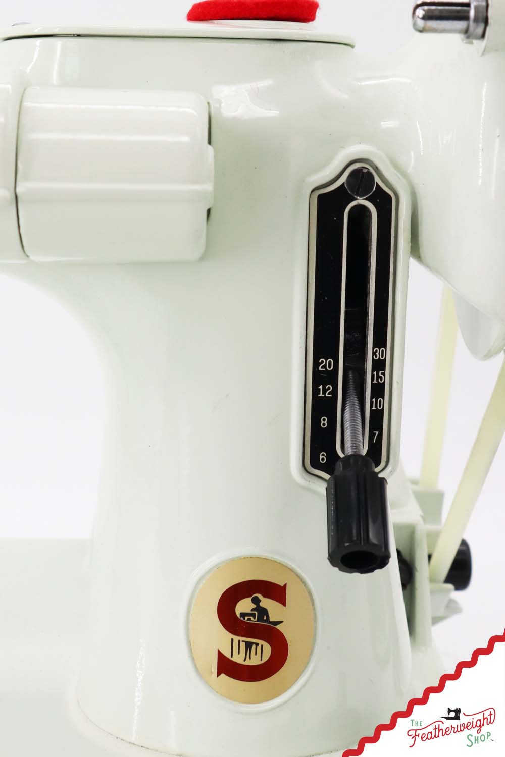 Singer Featherweight 221K Sewing Machine, British WHITE EV999***