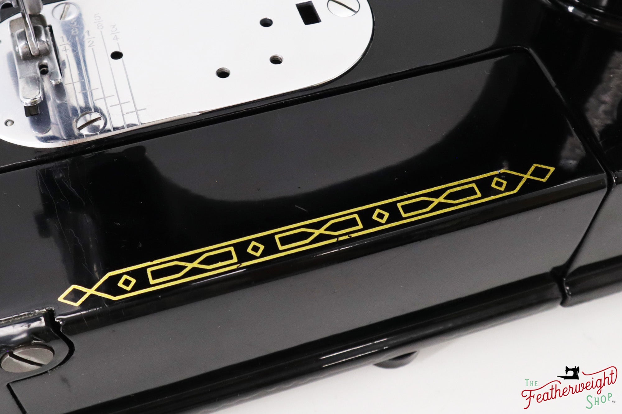 Singer Featherweight 222K Sewing Machine - EM9596**, 1957