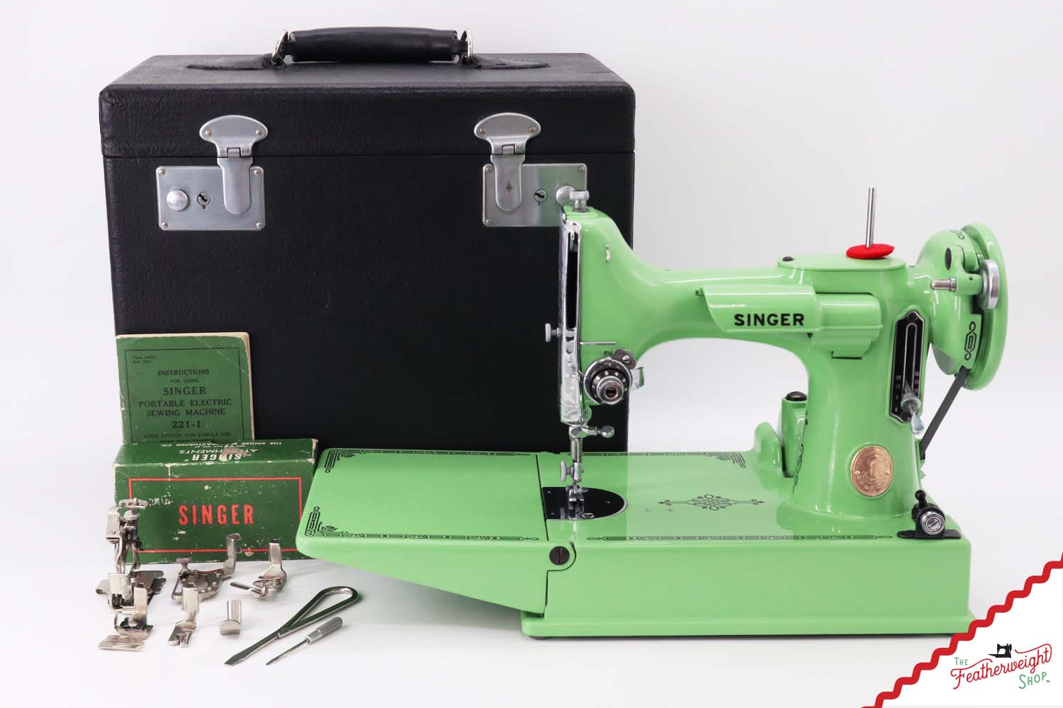 Singer Featherweight 221 AG821*** - Fully Restored in Art Deco Green