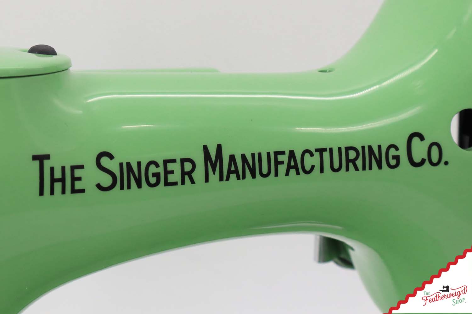 Singer Featherweight 221 AG821*** - Fully Restored in Art Deco Green