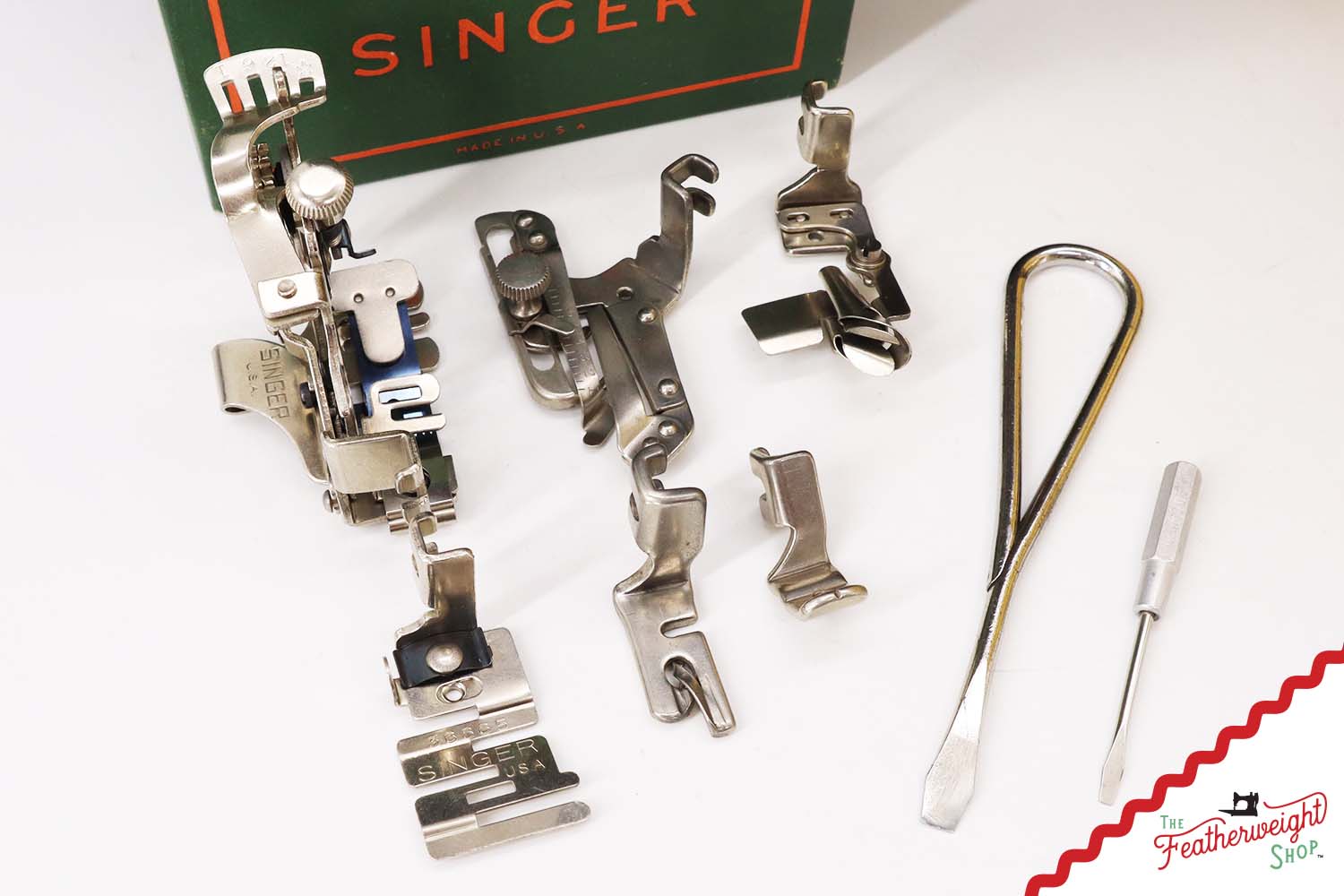 Singer Featherweight 221 AF0831** - Fully Restored in Happy Yellow