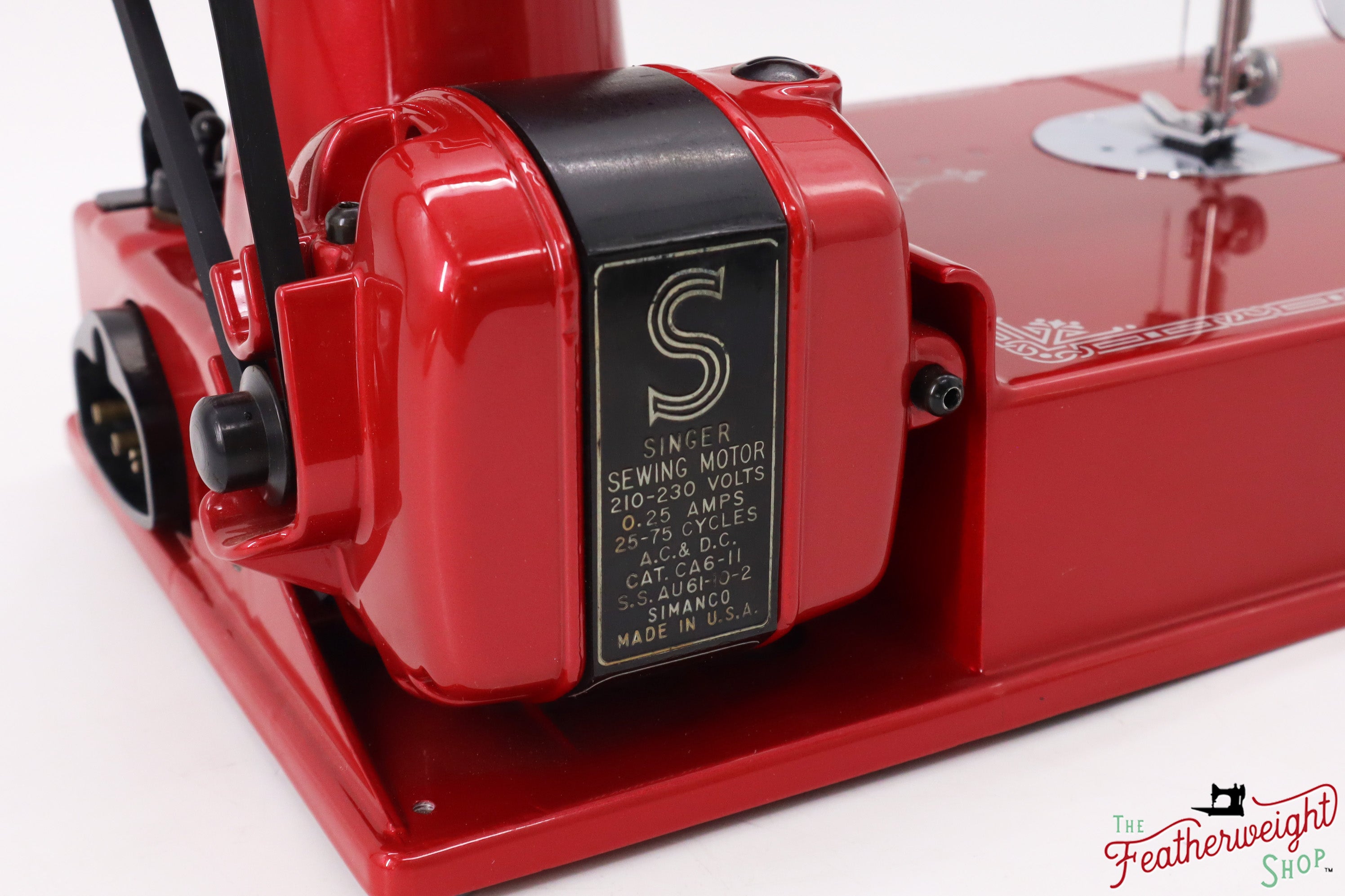 Singer Featherweight 221 AG617*** - Fully Restored in Cany Apple Red