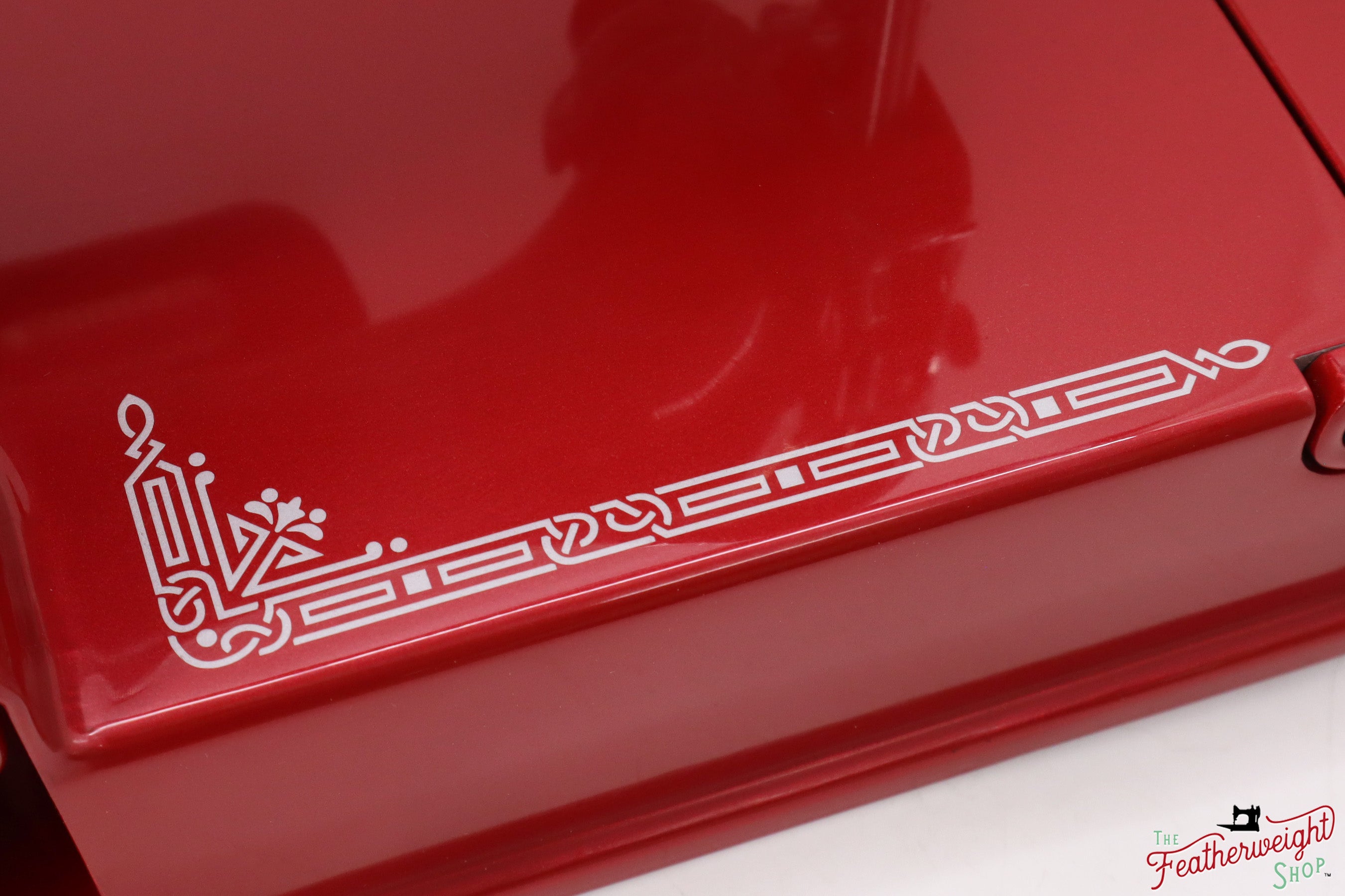 Singer Featherweight 221 AG617*** - Fully Restored in Cany Apple Red