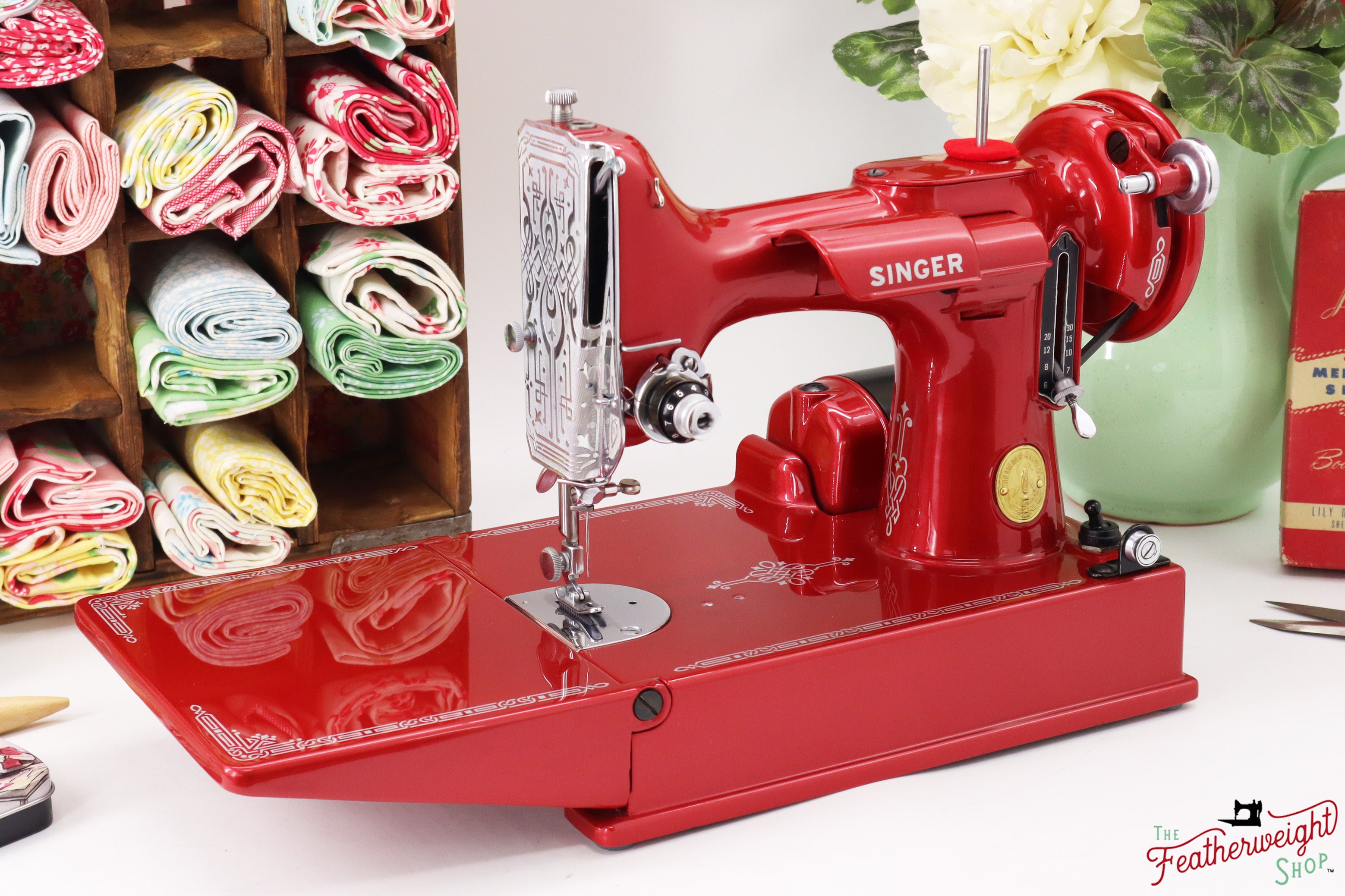 Singer Featherweight 221 AG617*** - Fully Restored in Cany Apple Red