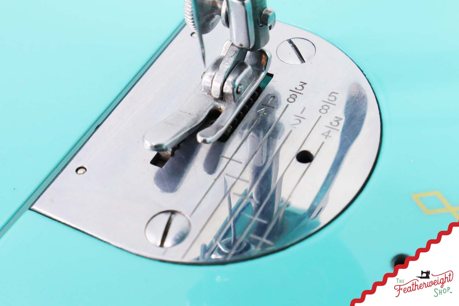 Singer Featherweight 221K, Red 'S', ES1719** - Fully Restored in Tiffany Blue