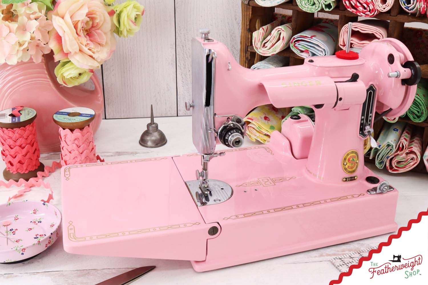 Singer Featherweight 221K, Red 'S', ES2397** - Fully Restored in Rosy Posy Pink