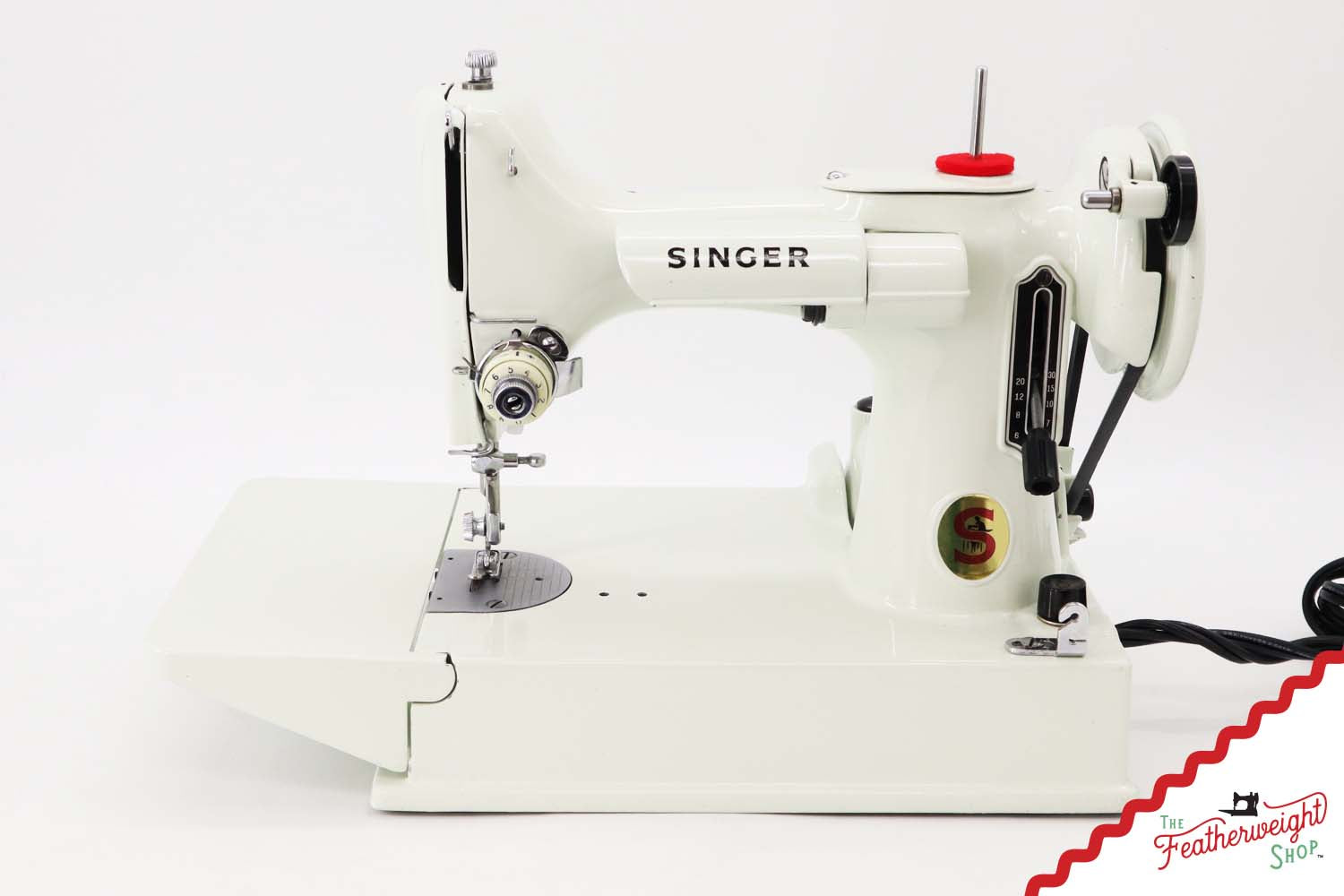 Singer Featherweight 221K Sewing Machine, WHITE - EV9584**
