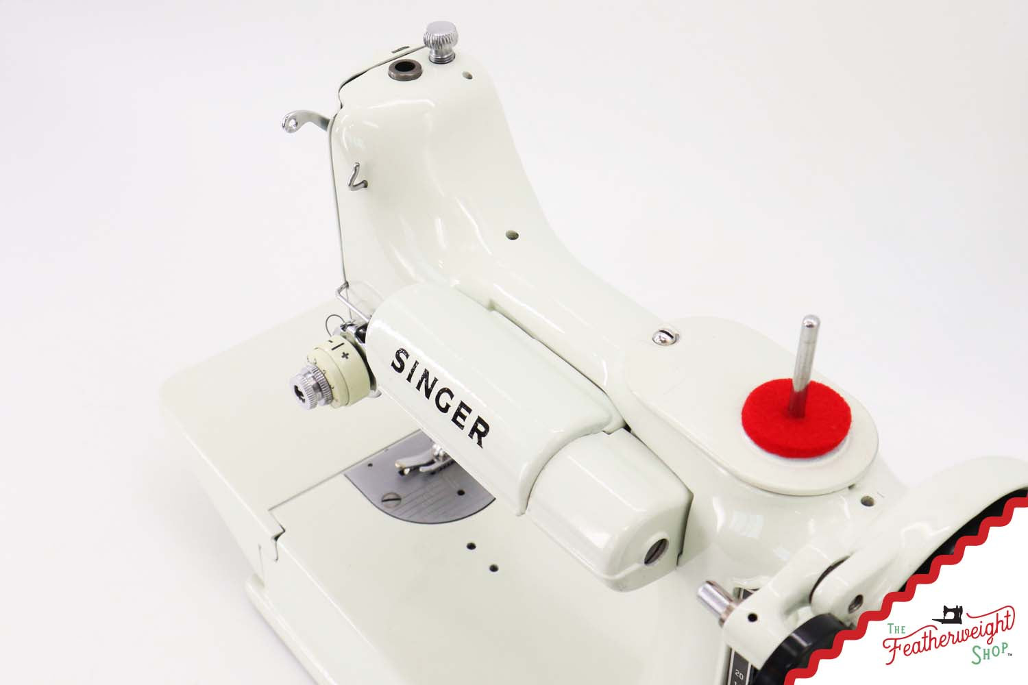 Singer Featherweight 221K Sewing Machine, WHITE - EV9584**