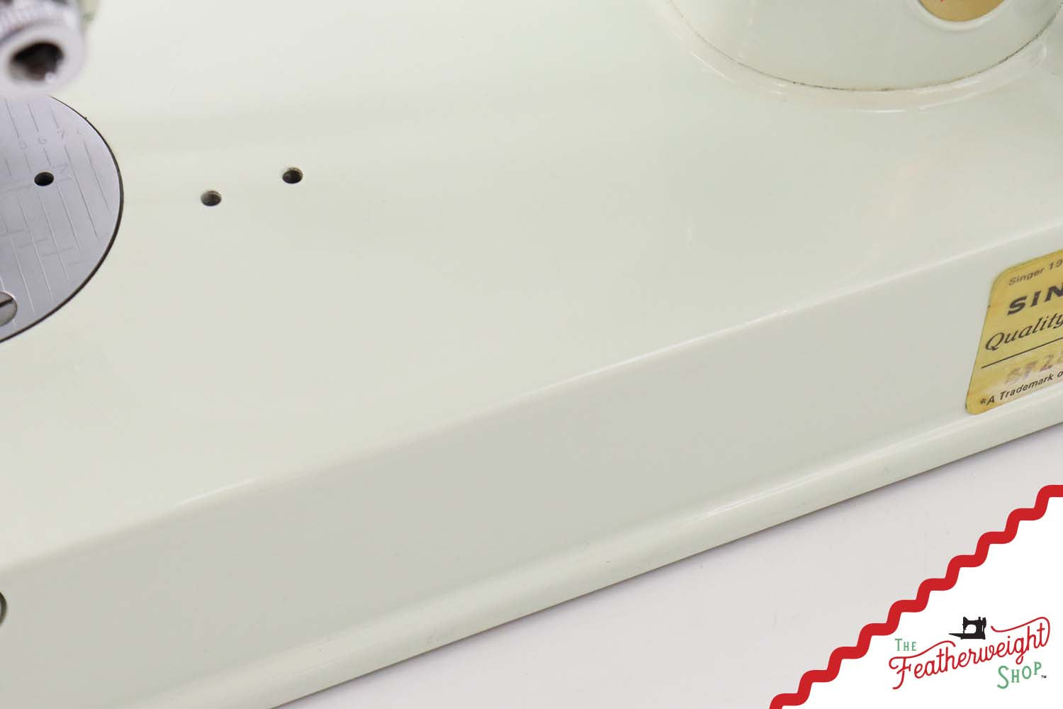 Singer Featherweight 221K Sewing Machine, British WHITE EV999***