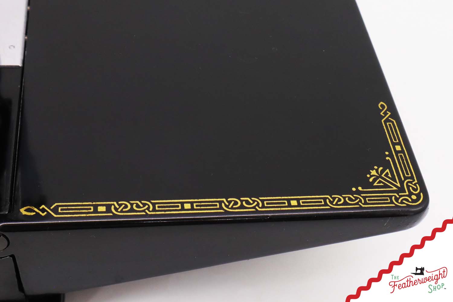 Singer Featherweight 221 Sewing Machine, AG985*** - 1947