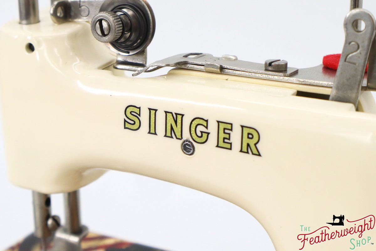 Singer Sewhandy Model 20 - Fully Restored in Sugar Cookie and American Flag - July 2024