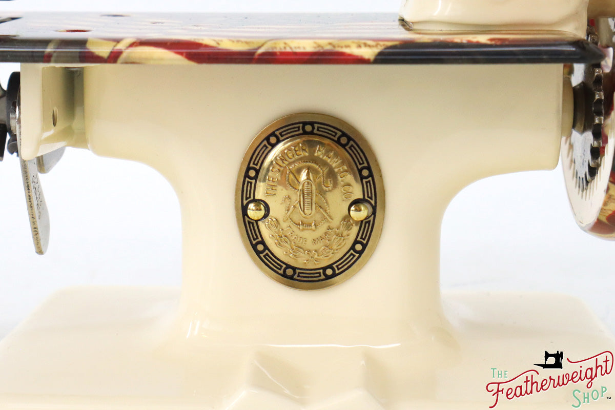 Singer Sewhandy Model 20 - Fully Restored in Sugar Cookie and American Flag - July 2024