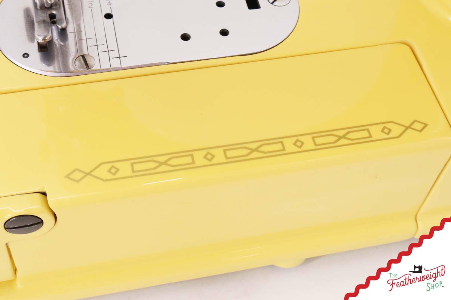 Singer Featherweight 222K - EL17783* - Fully Restored in Happy Yellow