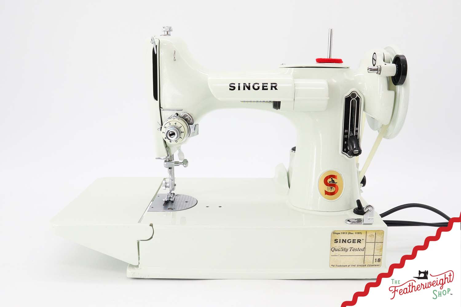 Singer Featherweight 221K Sewing Machine, WHITE FA22365* - RARE Case!