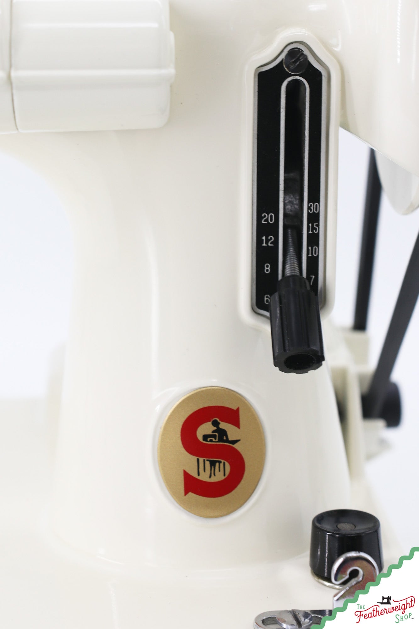 Singer Featherweight 221K7 Sewing Machine EV925*** - Fully Restored in Chamomile