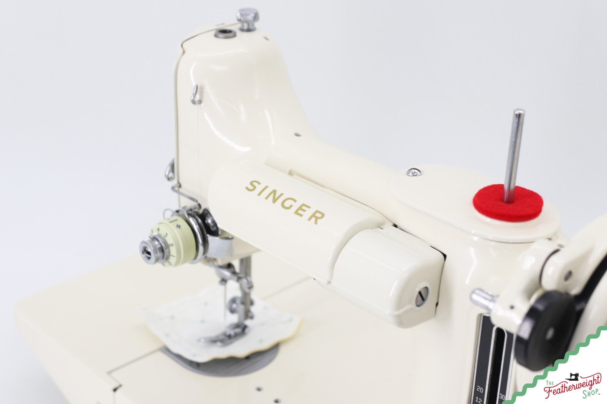 Singer Featherweight 221K7 Sewing Machine EV925*** - Fully Restored in Chamomile